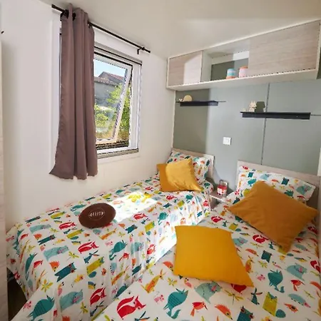 Mobil-home Avec Terrasse - 4 Pers. - Api-1-52-2154 * Anduze
